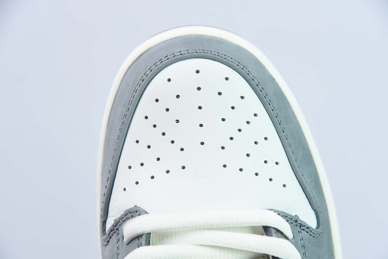 Yuto Horigome x Nike SB Dunk Low FQ1180-001