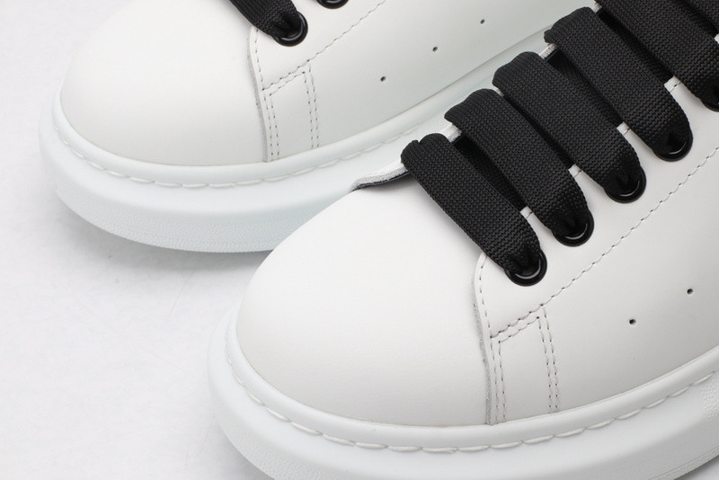 AlexER McEEN SNEAKERS