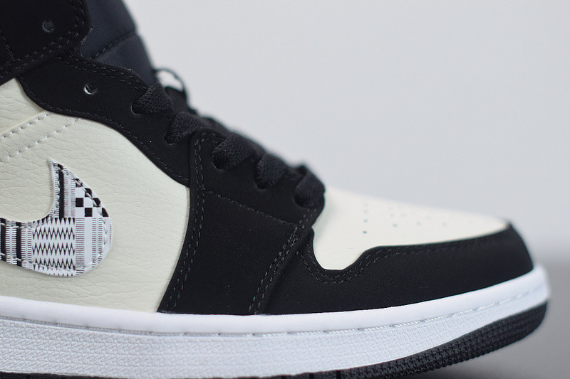 AIR JORDAN 1 MID EQUALITY 852542-010