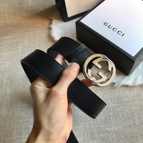G*u*i belt