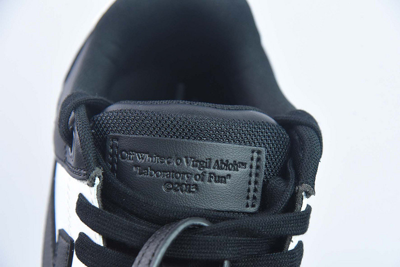 OF™ C/O VIRGIL ABLOH OUT OF OFFICE LOW-TOP LEATHER SNEAKERS ‘OOO“