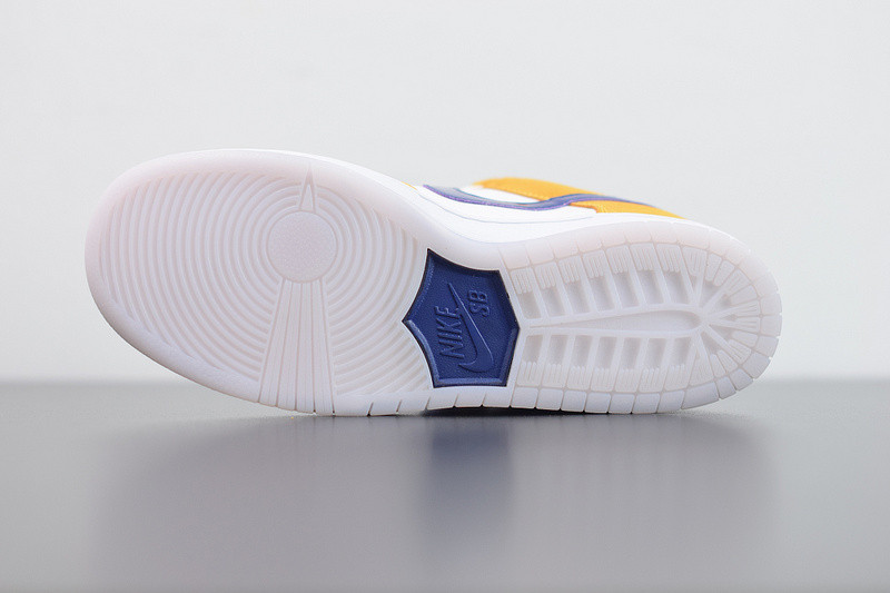 NIKE SB DUNK LOW “LASER ORANGE” BQ6817-800