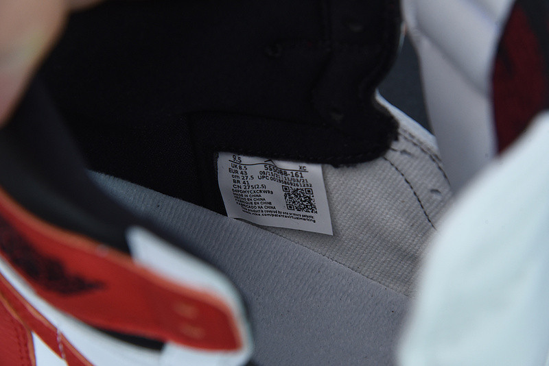 AIR JORDAN 1 HIGH OG 