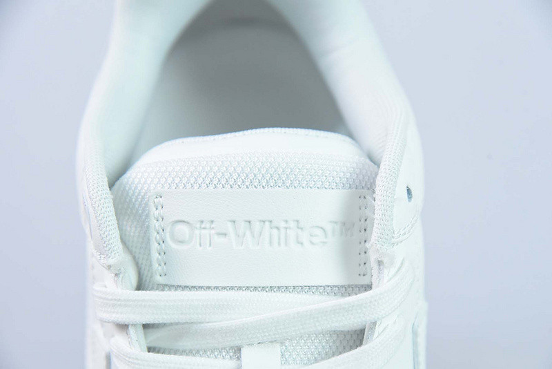 OF™ C/O VIRGIL ABLOH OUT OF OFFICE LOW-TOP LEATHER SNEAKERS ‘OOO“