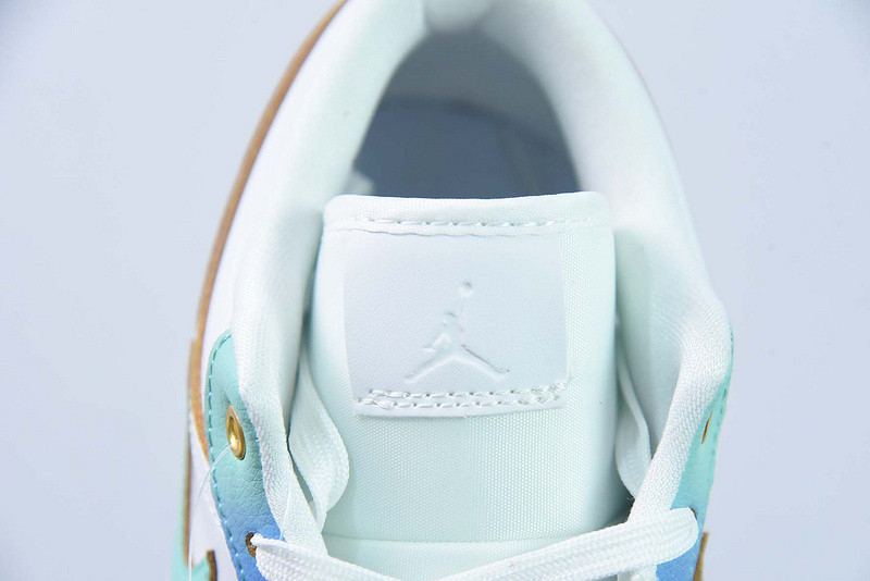 Air Jordan 1 Low "White/Blue/Gold" FN8899-131