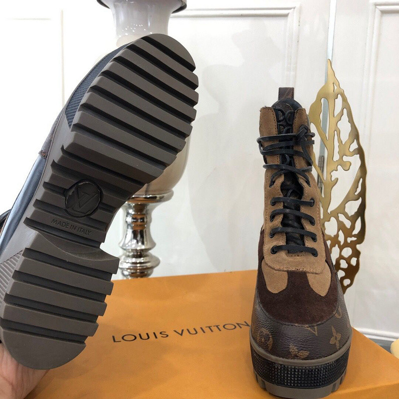 LVT BOOTS