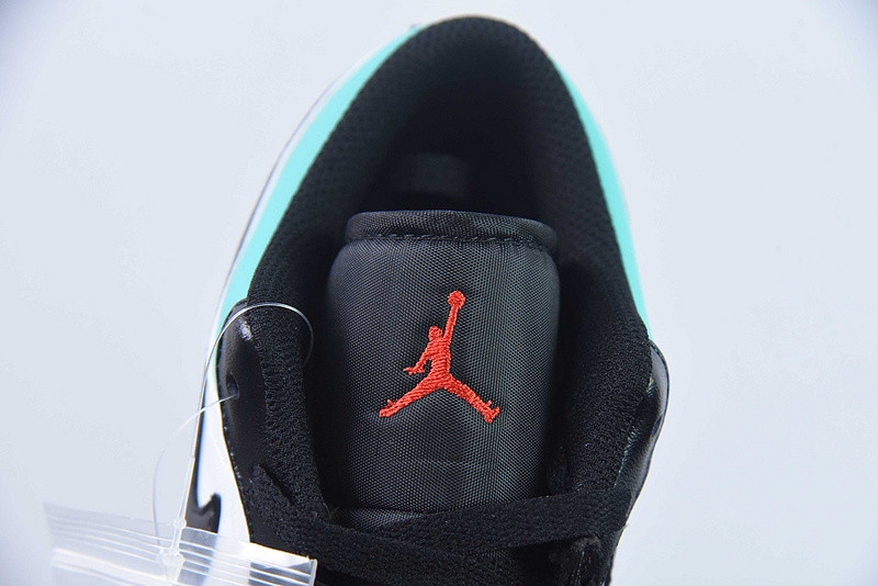 Air Jordan 1 Low Court Purple Tropical Twist 553558-154