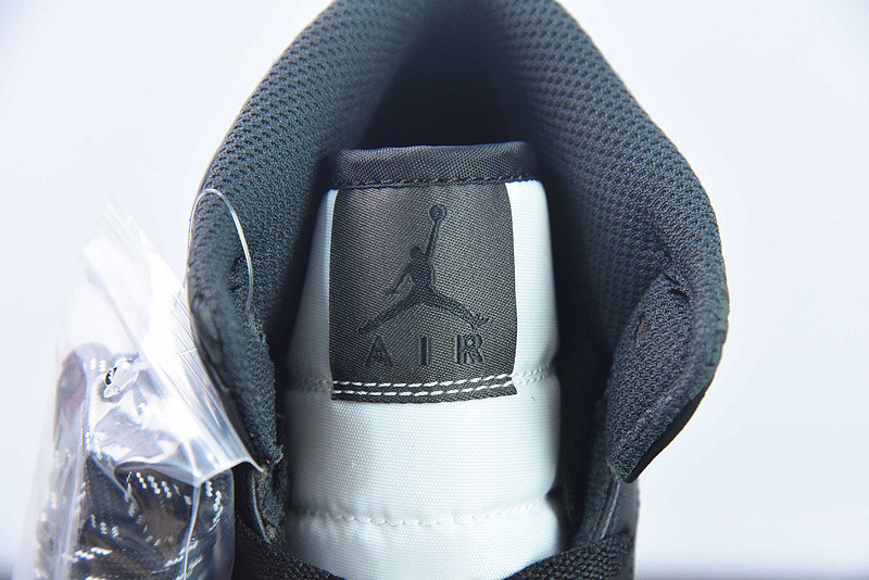 Air Jordan 1 Mid Panda Elephant FB9911-001