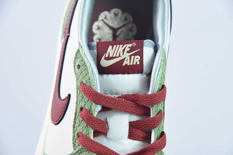 Air Jordan 1 Low OG Year of the Dragon FN3727-100