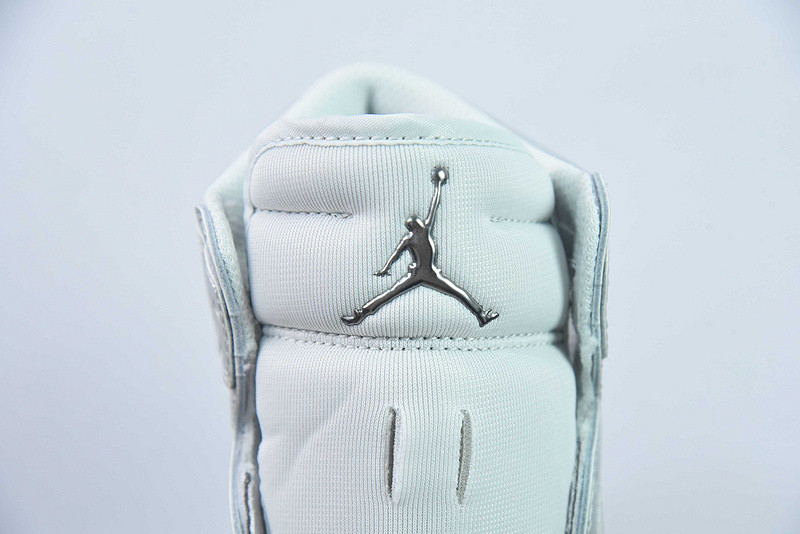 Air Jordan 1 High Golf “Gift Giving” FD6815-001
