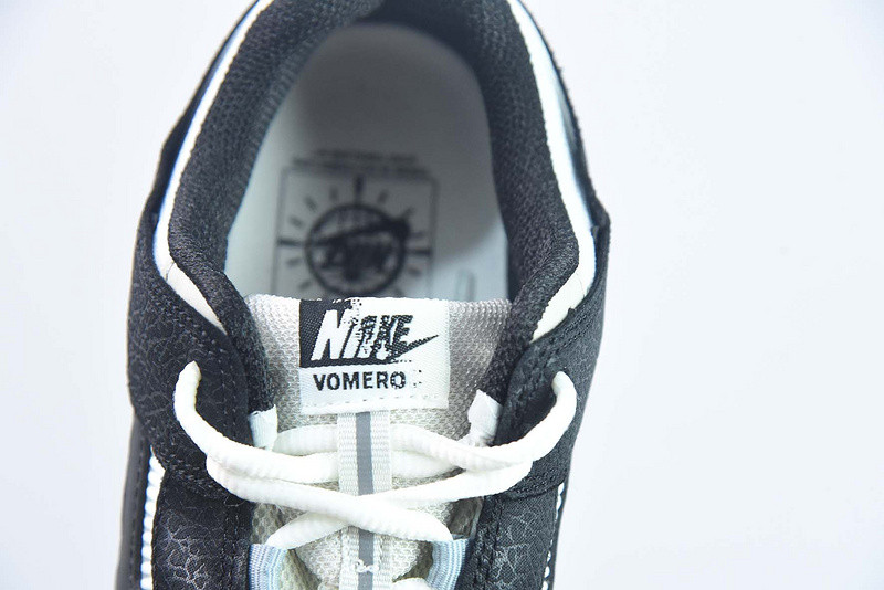 Nike Air Zoom Vomero 5