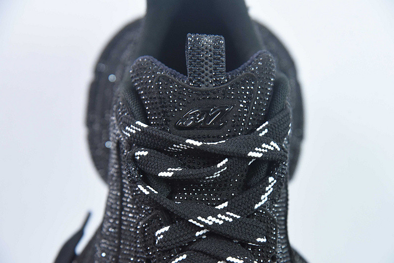 BC 3XL SNEAKER