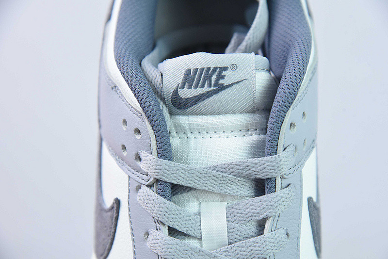 Nike Dunk Low SE "Light Carbon" FJ4188-100