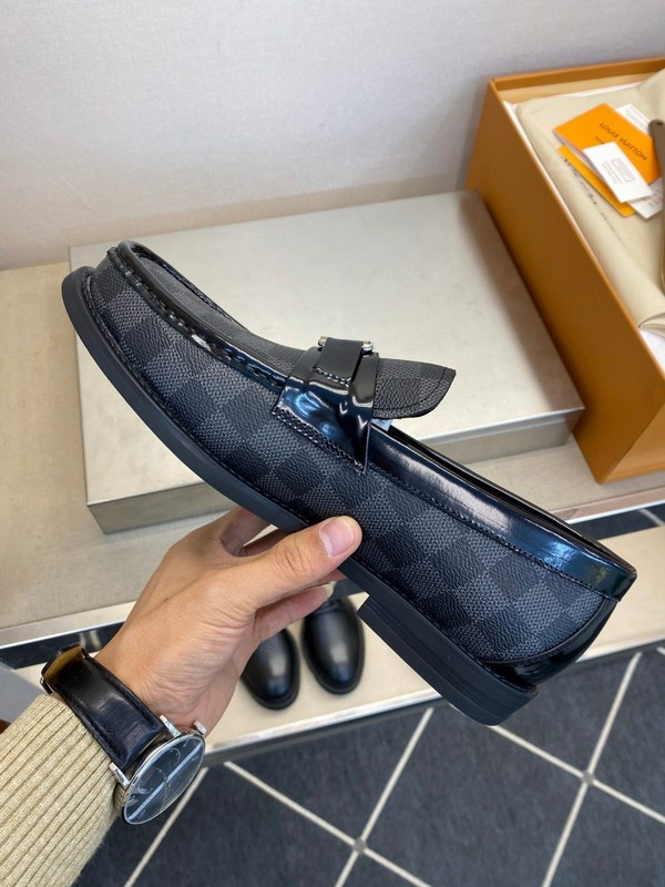 LVT shoes