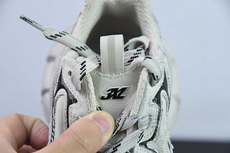 BC 3XL SNEAKER