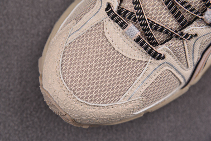 ASICS Gel‑Kahana 8 Low‑Top Brown 1012A978‑201