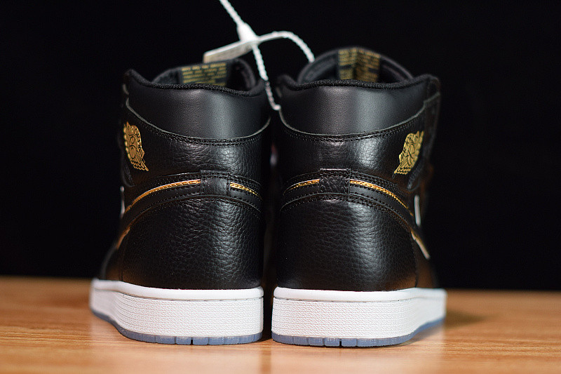 AIR JORDAN 1 RETRO HIGH CITY OF FLIGHT 555088-031