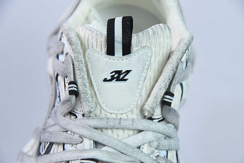 BC 3XL SNEAKER