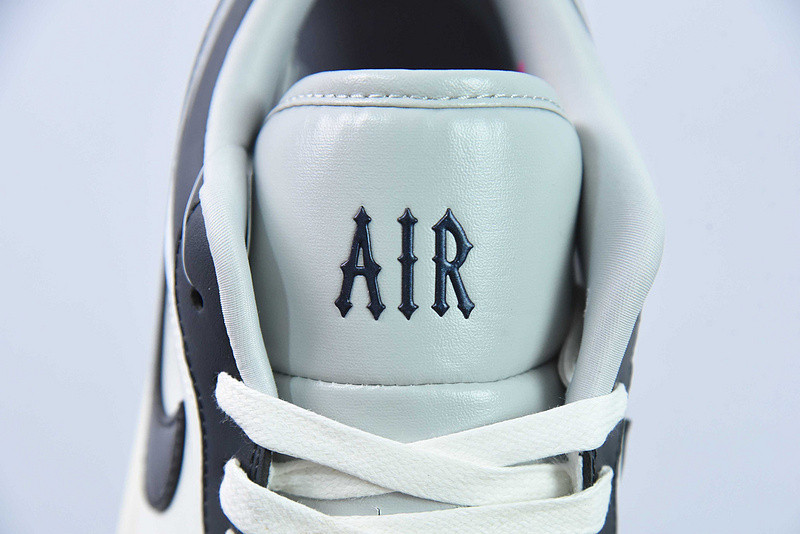 AIR JORDAN 1 LOW SE “PUNK ROCK” HF5759-101