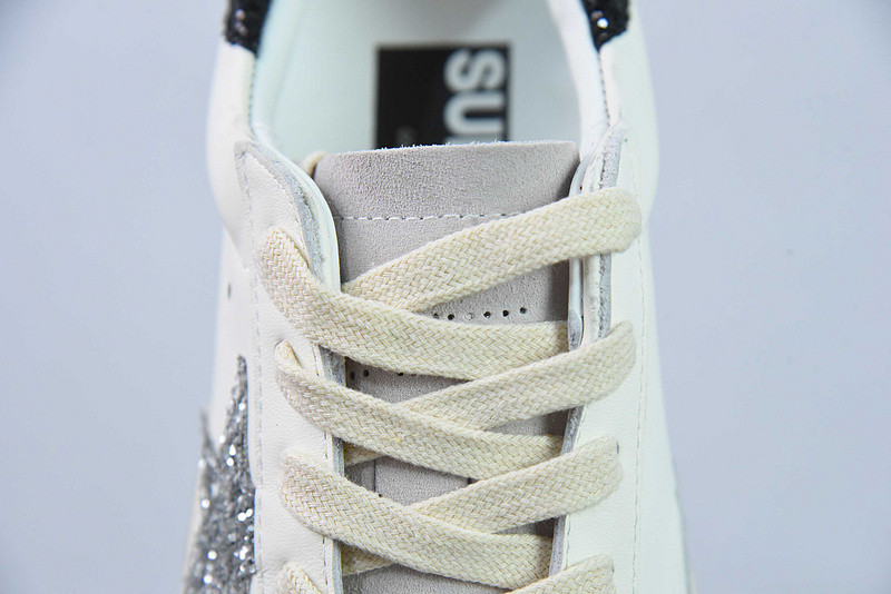 GGDB SNEAKER