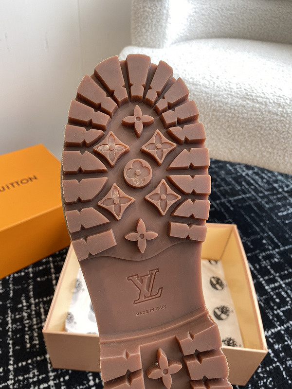 LVT BOOTS