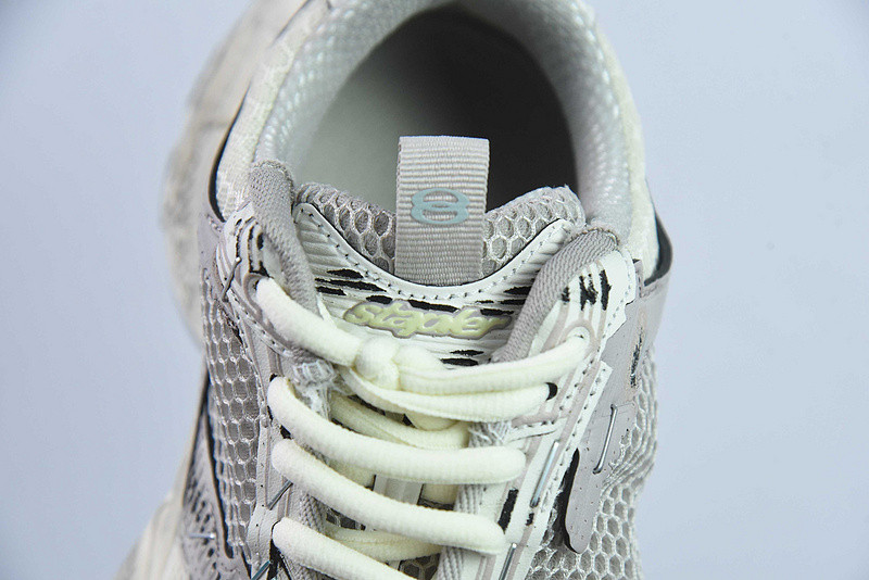 BC XL SNEAKERS