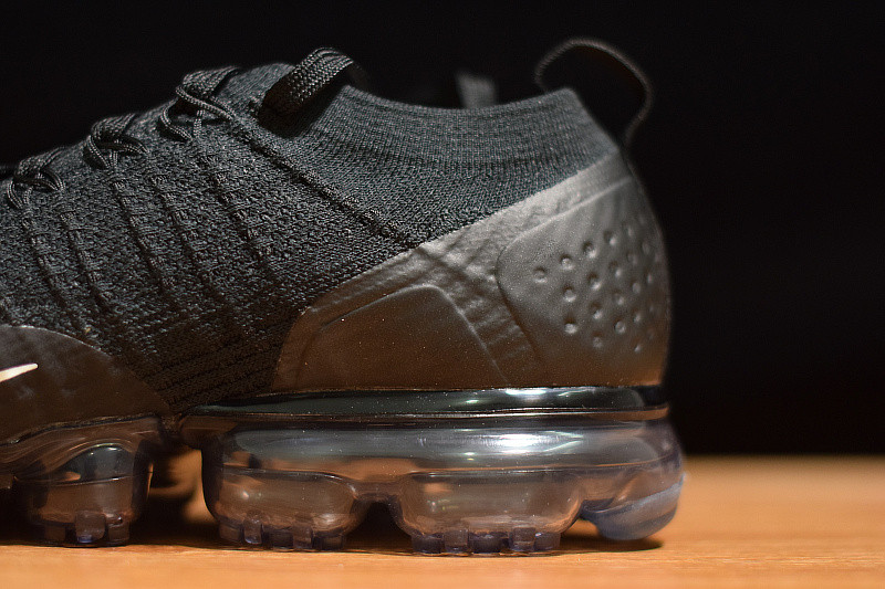 NIKE AIR VAPORMAX FLYKNIT 2