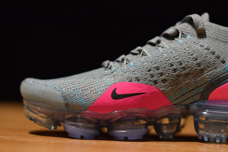 NIKE AIR VAPORMAX 2