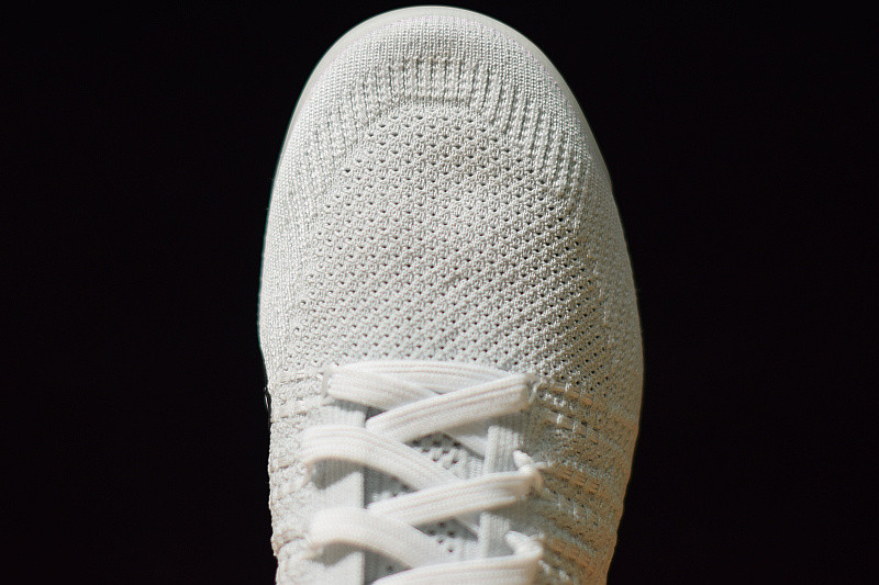 NIKE AIR VAPORMAX 2 WHITE BLACK 942842-103