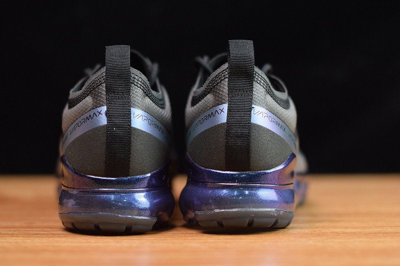 NIKE AIR VAPORMAX 2019 THROWBACK FUTURE AR6631-001