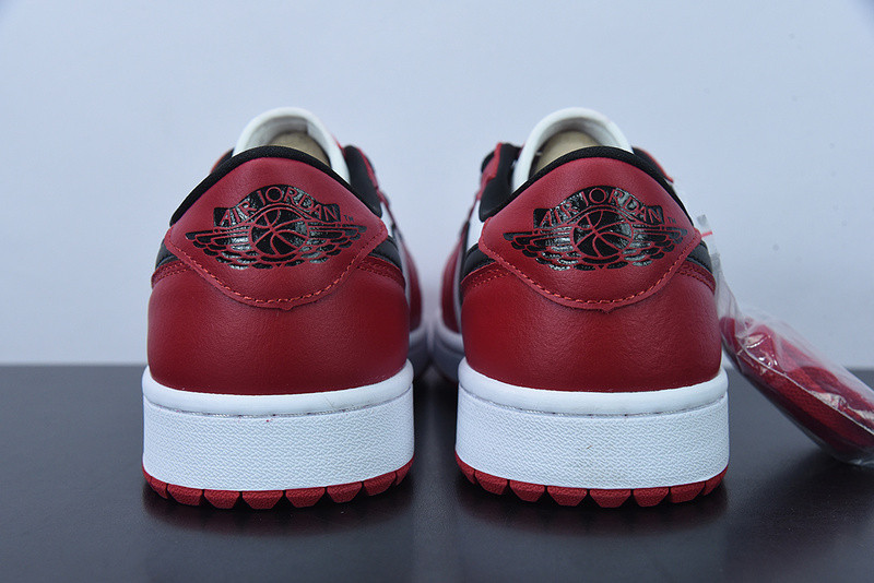 AIR JORDAN 1 LOW GOLF