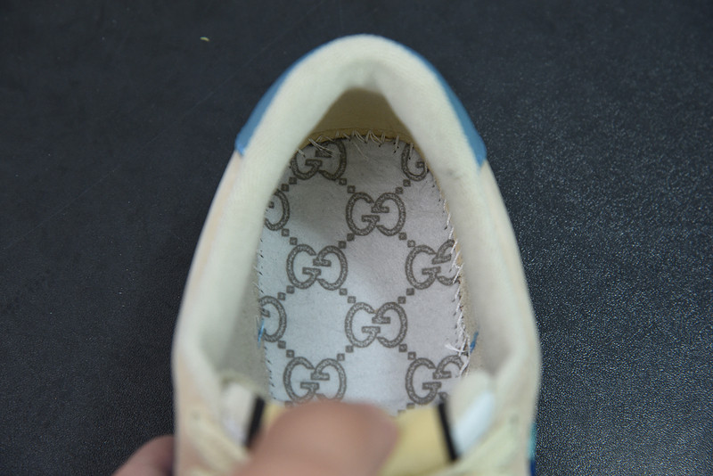 G*u*i sneaker