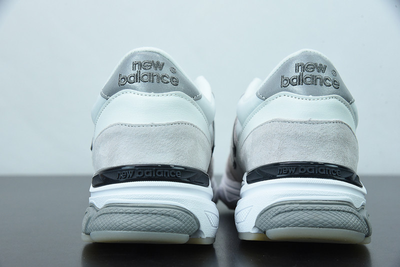 NEW BALANCE SNEAKER M7709CV