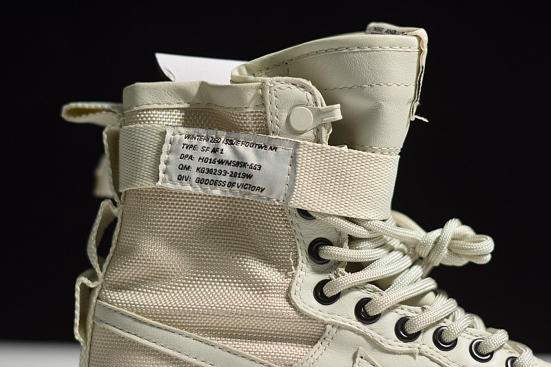 NIKE AIR FORCE 1 HIGH "SPECIAL FIELD URBAN UTILITY" (W) 857872-001