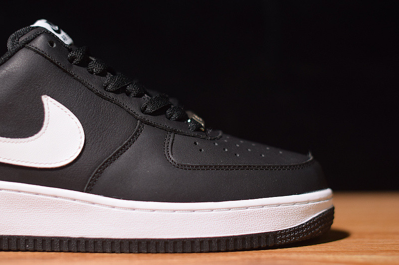 NIKE FORCE 1/Supreme /CDG "COMMES DES GARCONS" AR7623-001