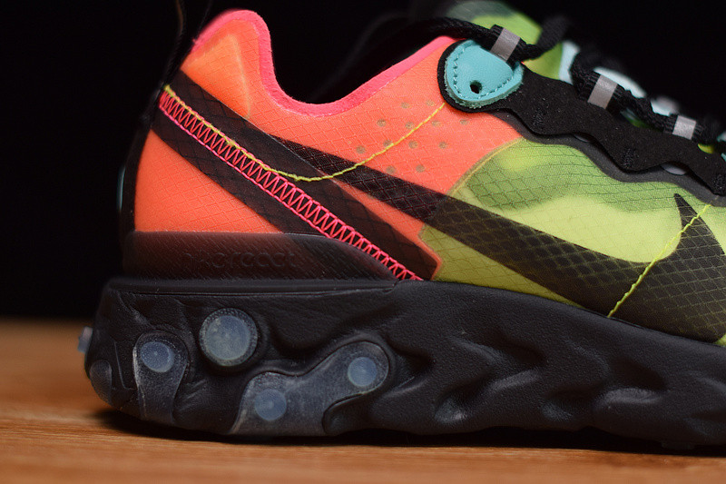 NIKE REACT ELEMENT 87 "HYPER FUSION" AQ1090-700