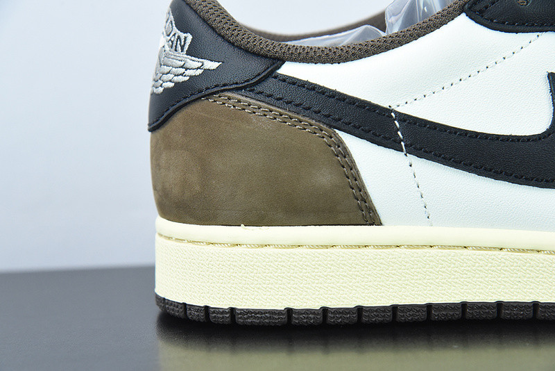 Travis Scott x Air Jordan 1 Low Dark Mocha Black CQ4277-105