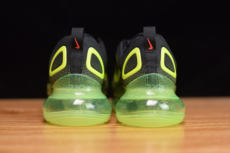 NIKE AIR MAX 720 RETRO FUTURE AO2924-008