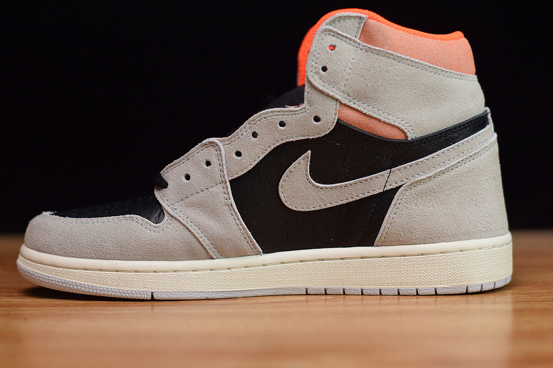 AIR JORDAN 1 RETRO HIGH OG “NEUTRAL GREY” 555088-018