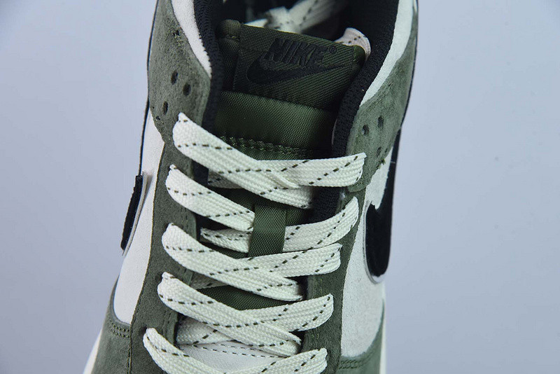 Otomo Katsuhiro x Nike SB Dunk Low "Steamboy OST" FF0918-015