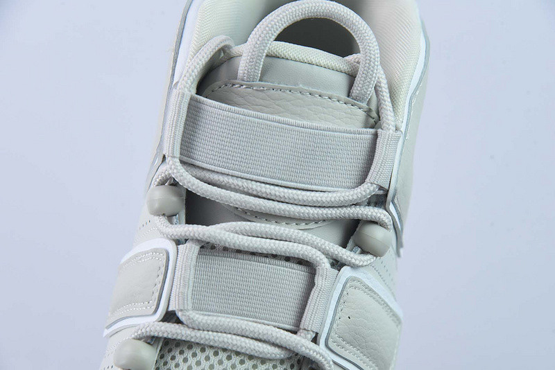 NIKE AIR MORE UPTEMPO