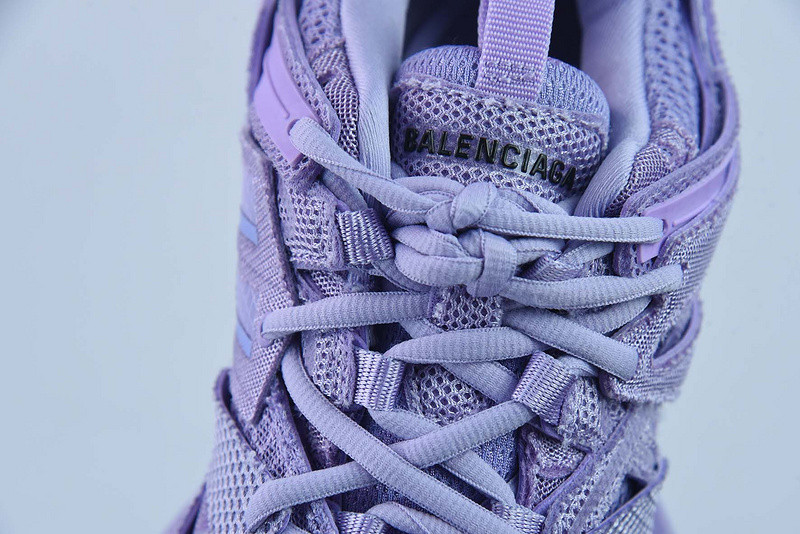 BC TRACK SNEAKER