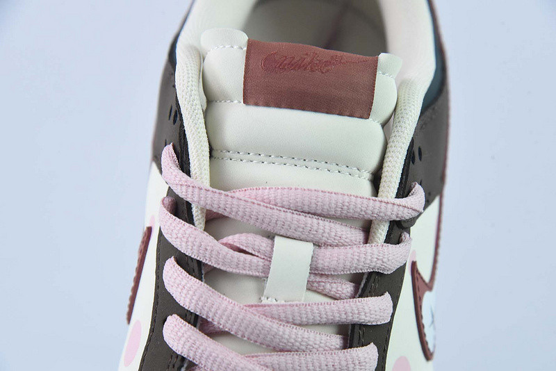 Otomo Katsuhiro x Nike Dunk Low Steamboy OST Mocha GY2021-132