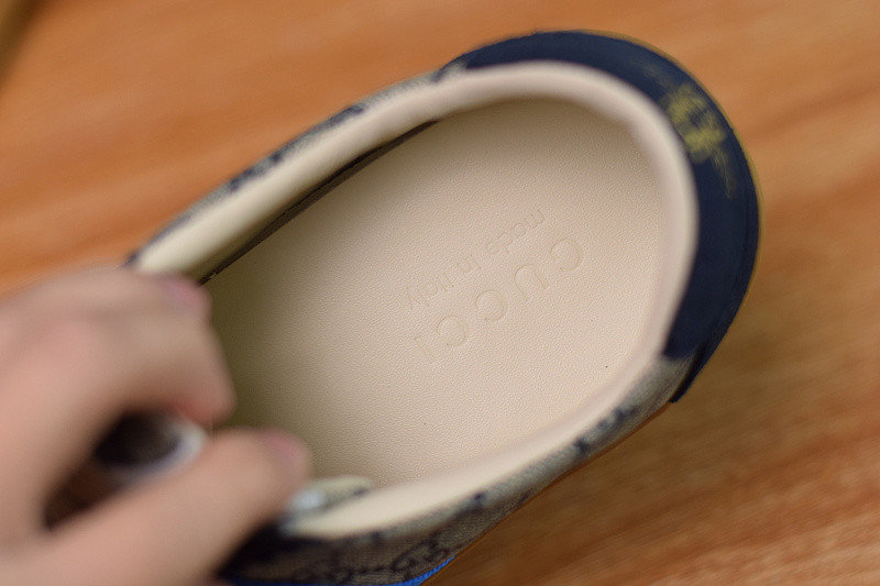 G*u*i jbg leather and suede