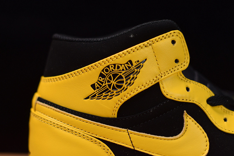 AIR JORDAN 1 MID "NEW LOVE 2017 RELEASE" 554724-035