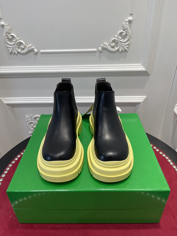 BOTTEGA VENETA SNEAKER