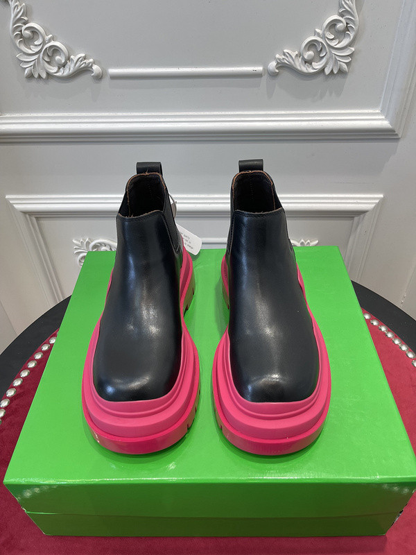 BOTTEGA VENETA SNEAKER