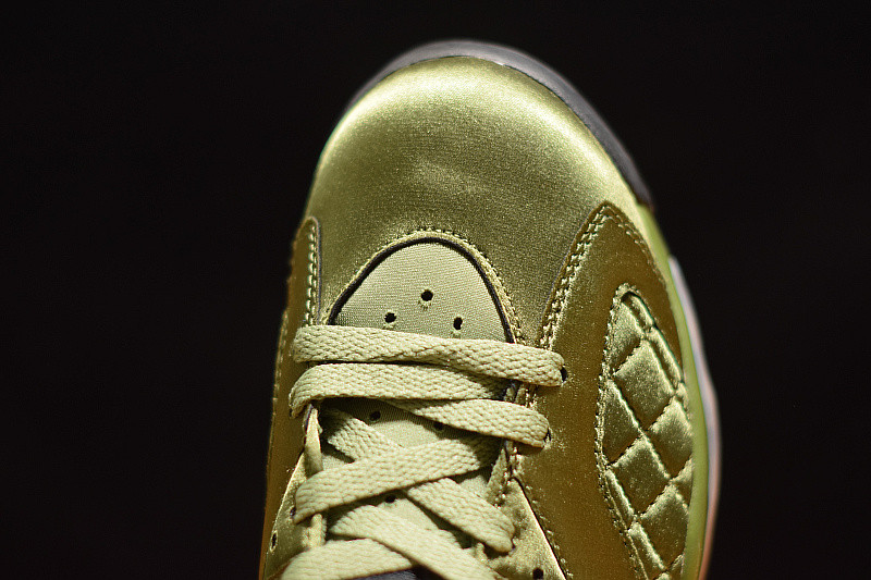 AIR JORDAN 6 RETRO PINNACLE