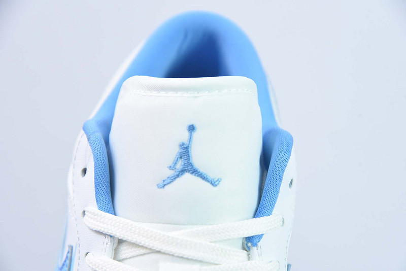 Air Jordan 1 Low SE Just Skate University Blue FJ7219-441