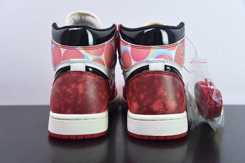 AIR JORDAN 1 HIGH OG “SPIDER-VERSE” DV1748-601